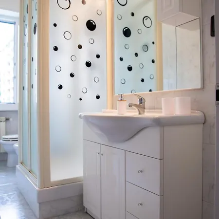 Ampio In Zona 公寓 *