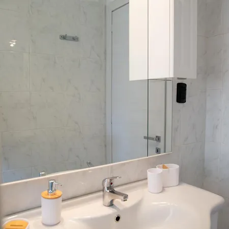 Ampio In Zona Génova